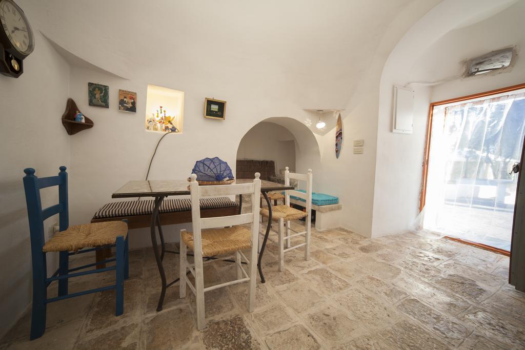 Trullo Degli Ulivi Villa Ostuni Bagian luar foto