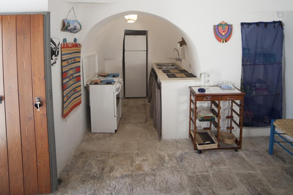 Trullo Degli Ulivi Villa Ostuni Bagian luar foto