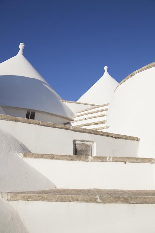 Trullo Degli Ulivi Villa Ostuni Bagian luar foto