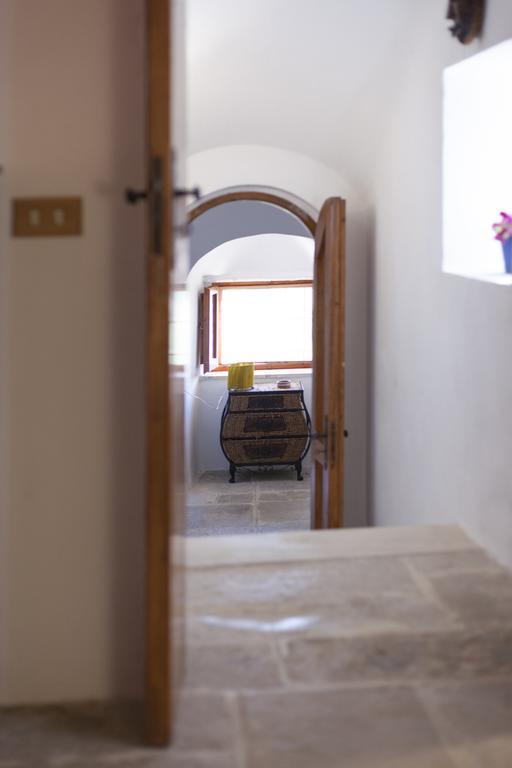 Trullo Degli Ulivi Villa Ostuni Bagian luar foto